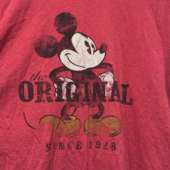 Disney Red Mickey Mouse Men's Shirt Size Large - Picture 2 of 4